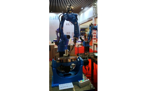 焊接機器人的高重復(fù)性只要給出參數(shù)將始終遵循指令